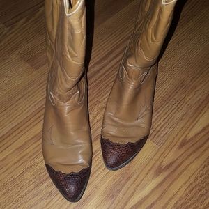 Tony Llama  boots